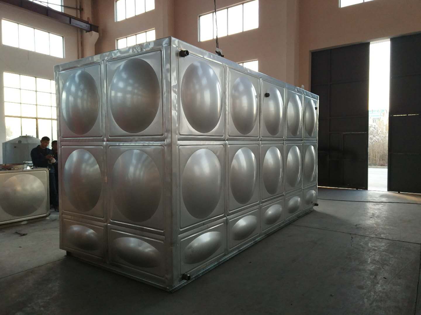 不绣钢保温水箱